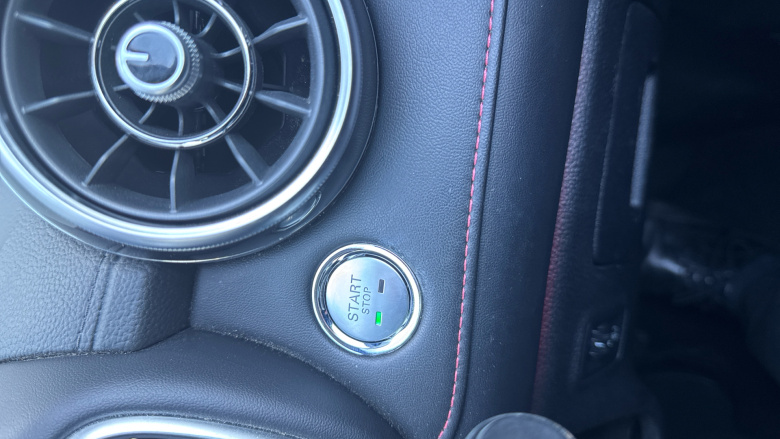 MG Hs 1.5 T-GDI Exclusive 5dr Petrol Hatchback